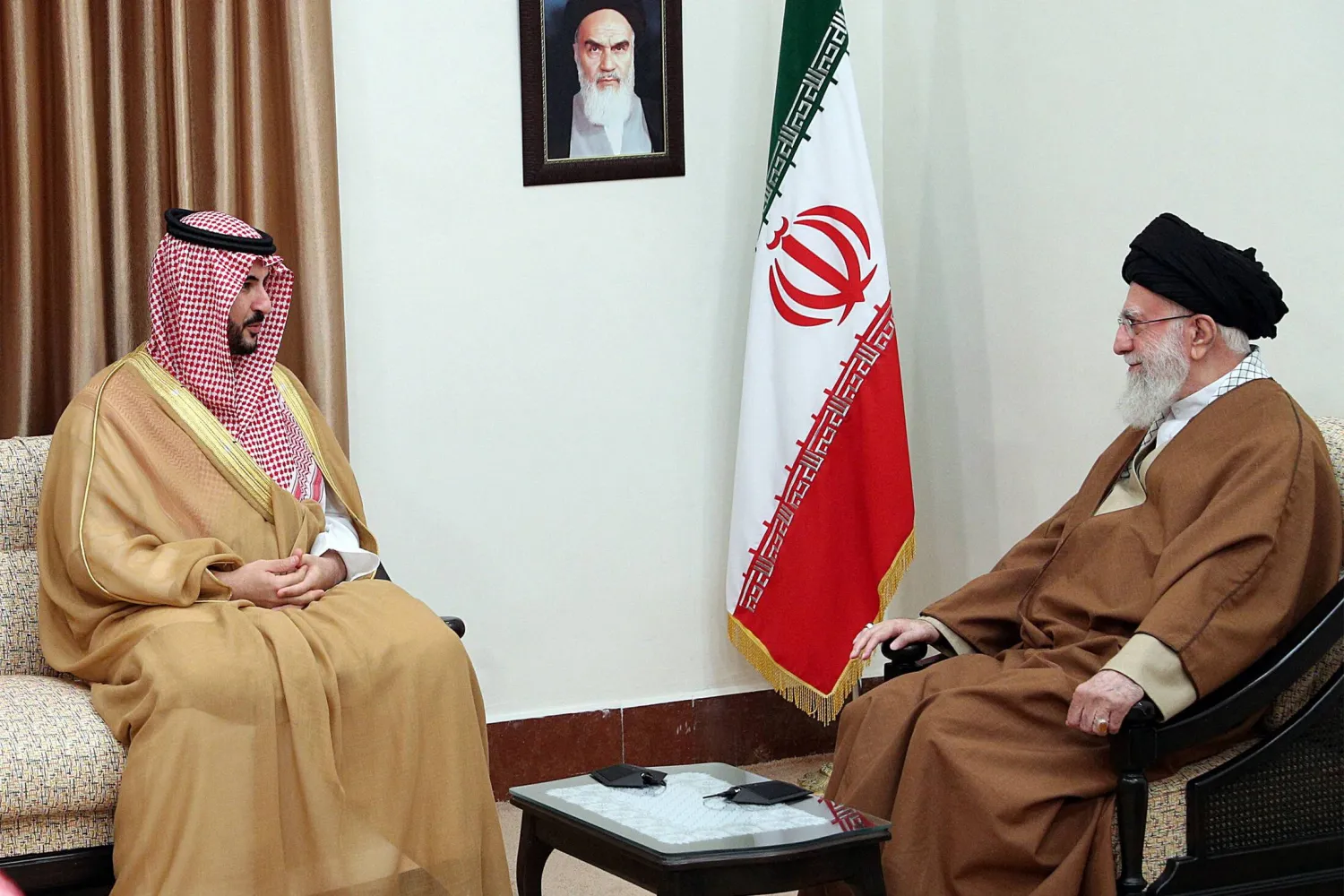  رسالة الملك السعودى الى الرئيس الايرانى 